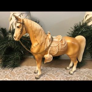 1970’s-1983’s Vintage Breyer Western Palomino Horse